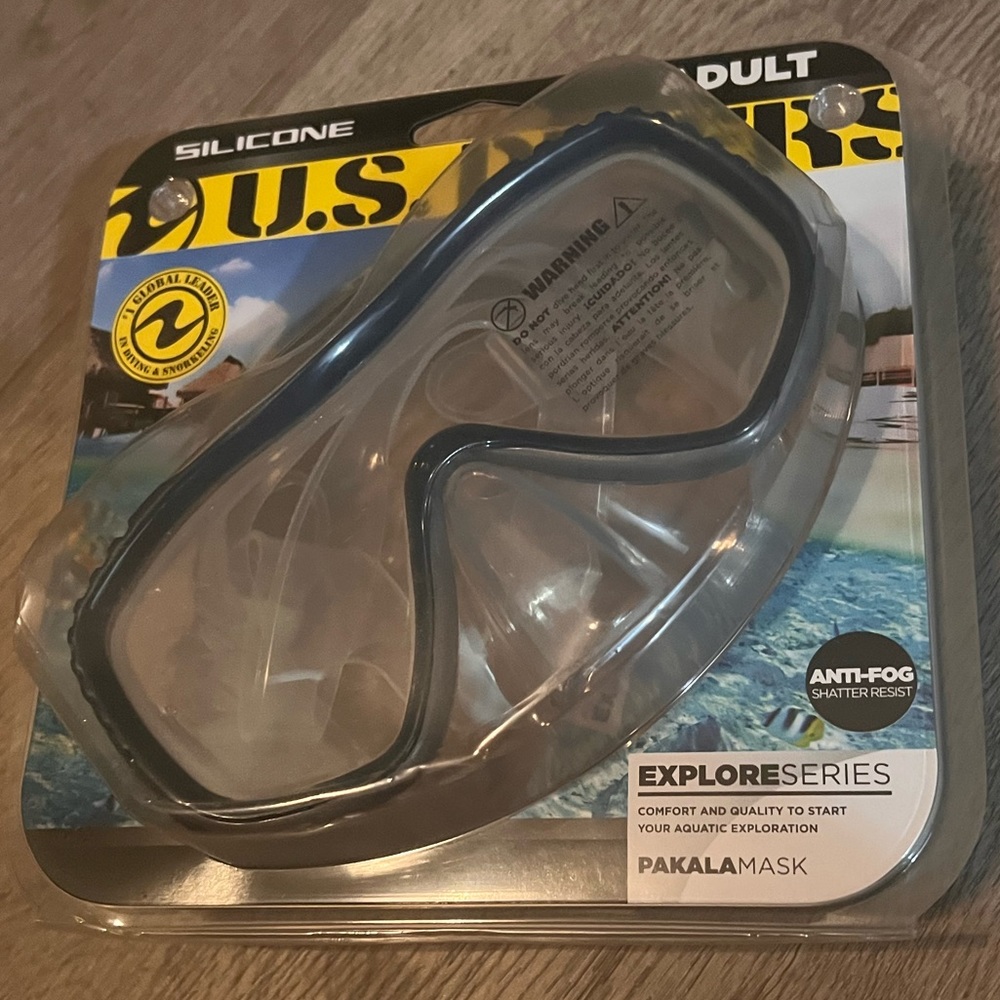 NIP US DIVERS ADULT EXPLORE SERIES PAKALA MASK- BLACK/ CLEAR